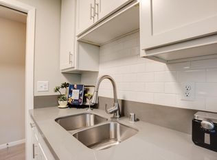 1328 Idaho Ave S, Minneapolis, MN 55426