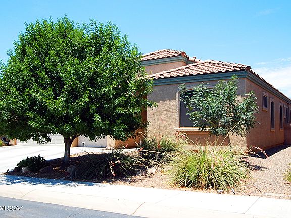 2nd image of 11878 W Ferndown Dr