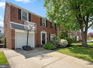 814 Shadeland Ave, Drexel Hill, PA 19026