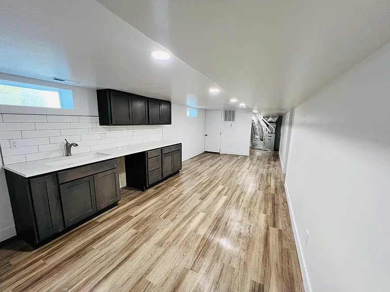 1031 Colorado Ave #B — Photo 2