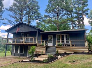 5925 State Route 225, Henderson, TN 38340