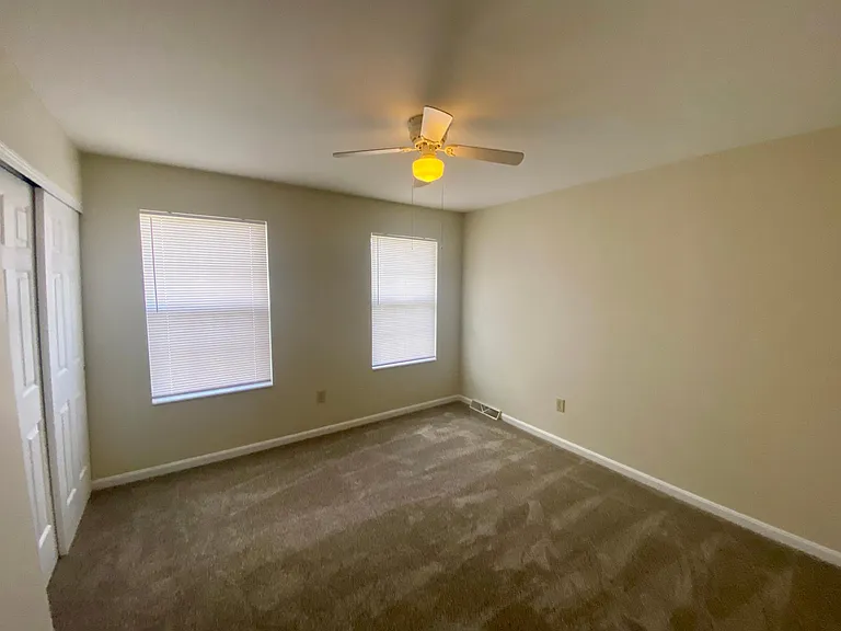 1694 Jeffrey Ln — Photo 15