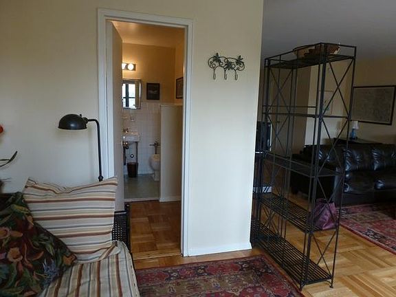 4th image of 1010 3rd Ave #9H
