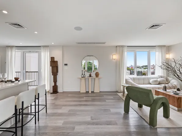 2605 Snyder Avenue image 10 of 26