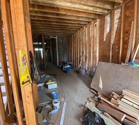 5th image of 1806 N 21st St