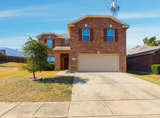 936 Blackberry Trl, Fort Worth, TX 76120