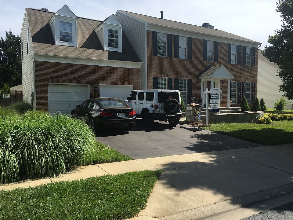 2nd image of 11605 Seneca Forest Cir