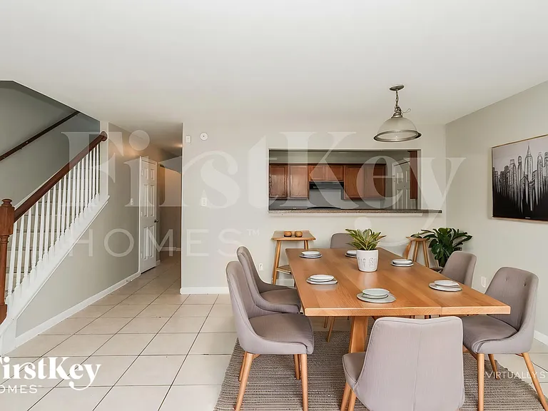 2920 La Estancia Ln — Photo 6
