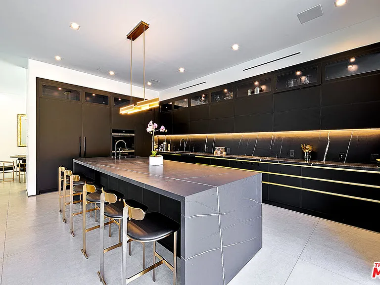 128 N Laurel Ave — Photo 14