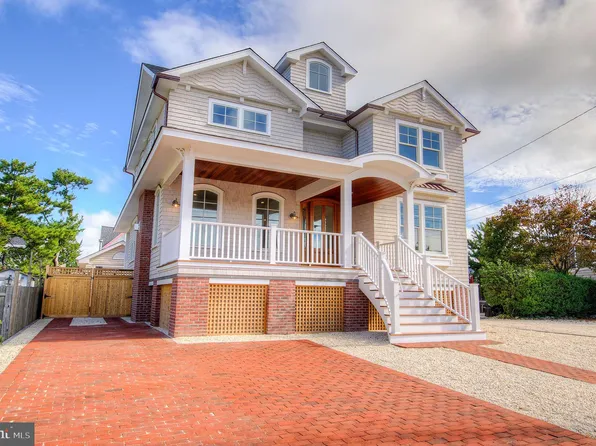 215 Amber St, Beach Haven, NJ 08008