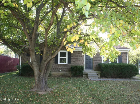 6824 Hillside Dr, Pewee Valley, KY 40056