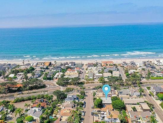 210 1/2 23rd St 400_ to the beach