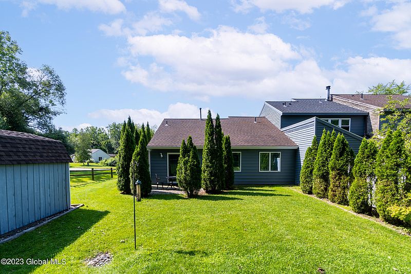 3rd image of 60 Westchester Drive