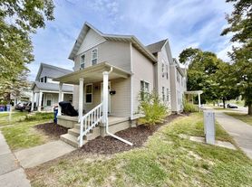 Fremont 538, 2nd 869