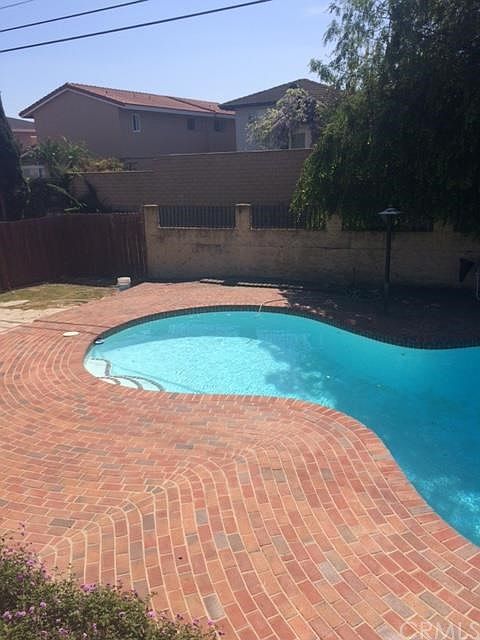 2nd image of 2650 W 230th St