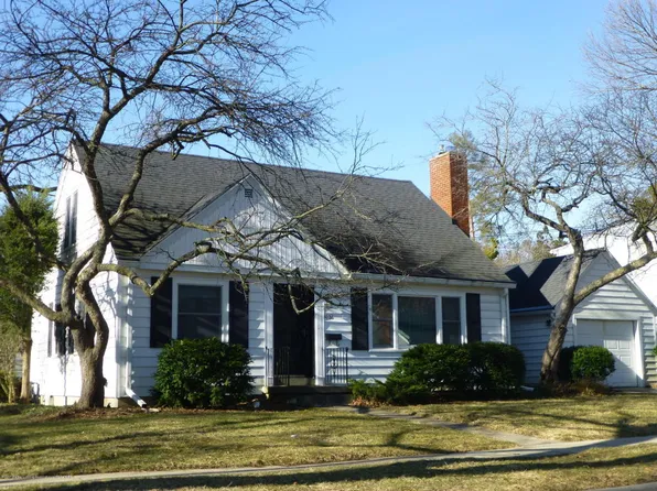 1026 Beech St, East Lansing, MI 48823