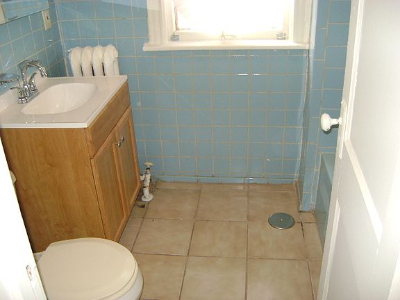 5th image of 6955 S Calumet Ave