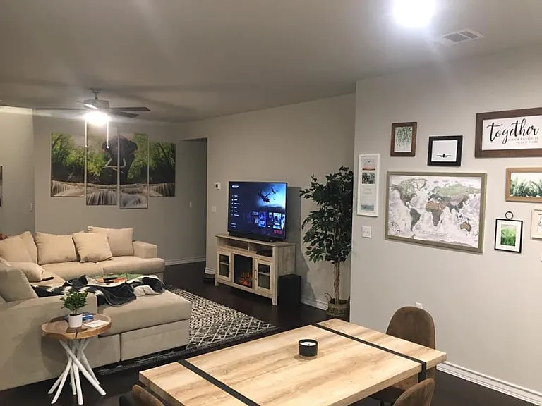 12100 Cimaizon Dr — Photo 7