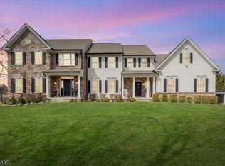 38 Still Hollow Rd, Lebanon, NJ 08833