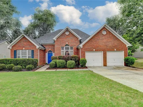 4512 Evan Ct, Hoschton, GA 30548