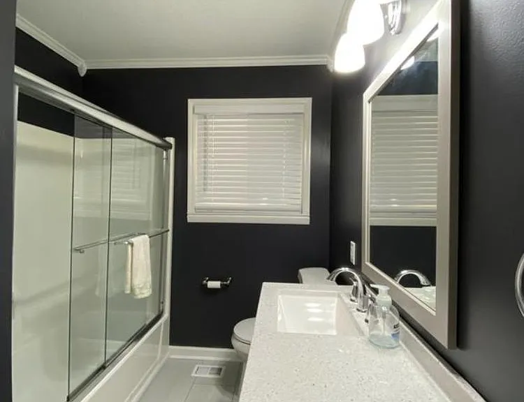 Shower/tub combination, linen closet and large vanity