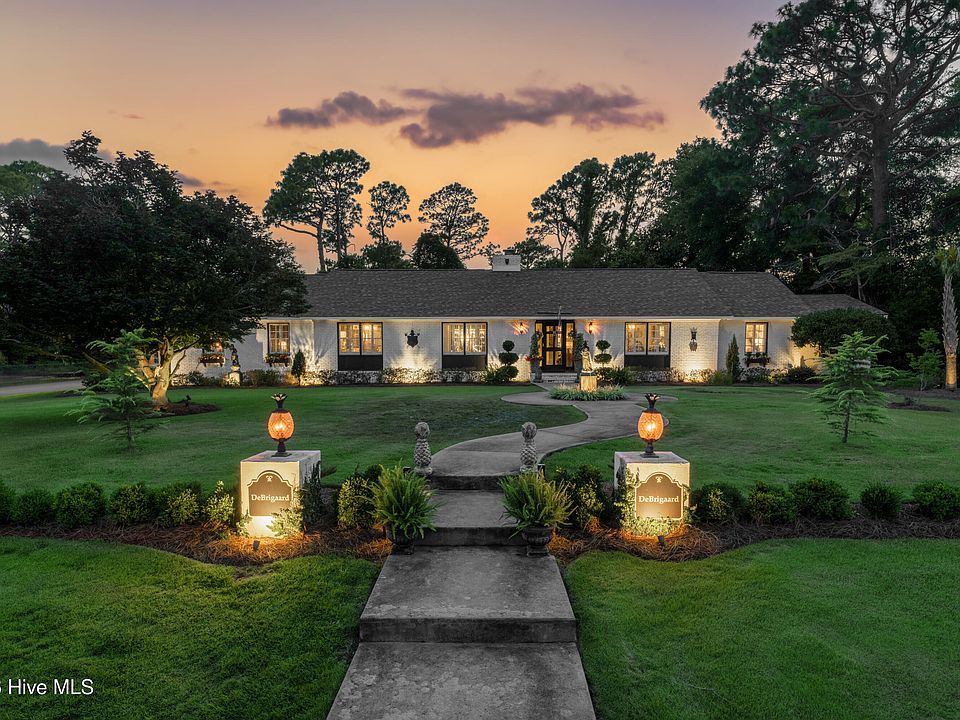 1st image of 2228 Parham Drive