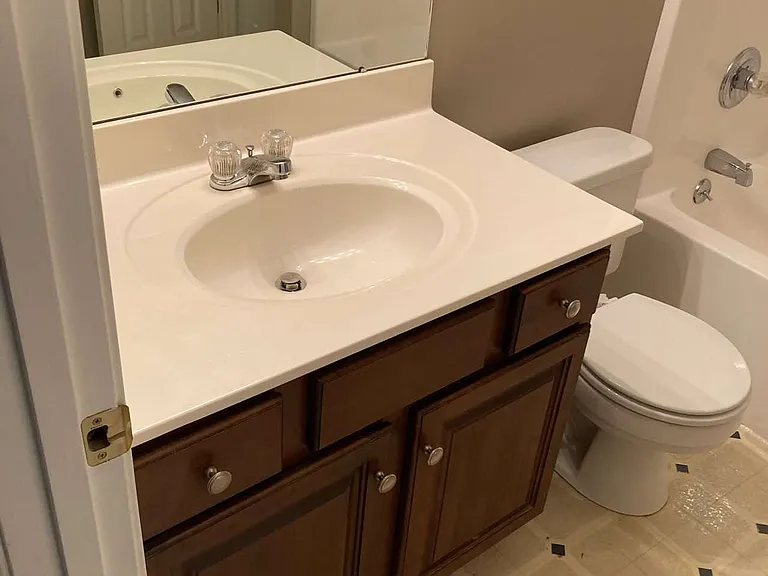 314 Deerwood Dr — Photo 4