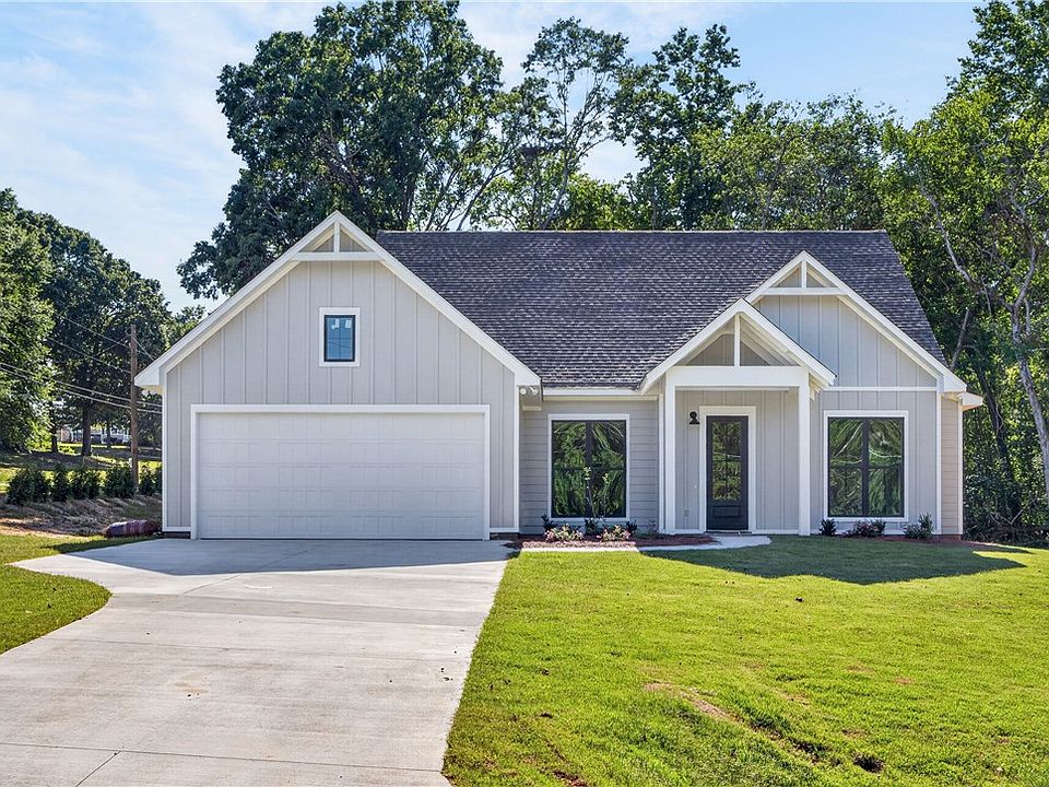 1st image of 75 Lee Road 2058