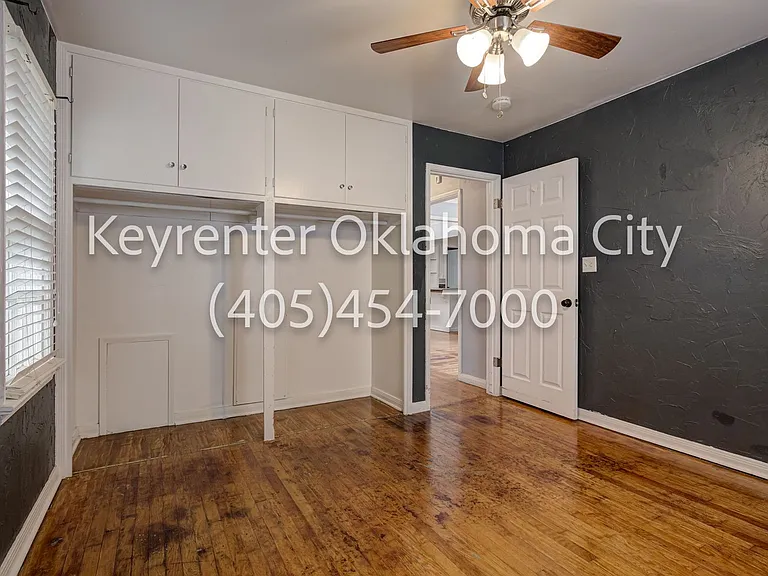1622 W Britton Rd — Photo 20