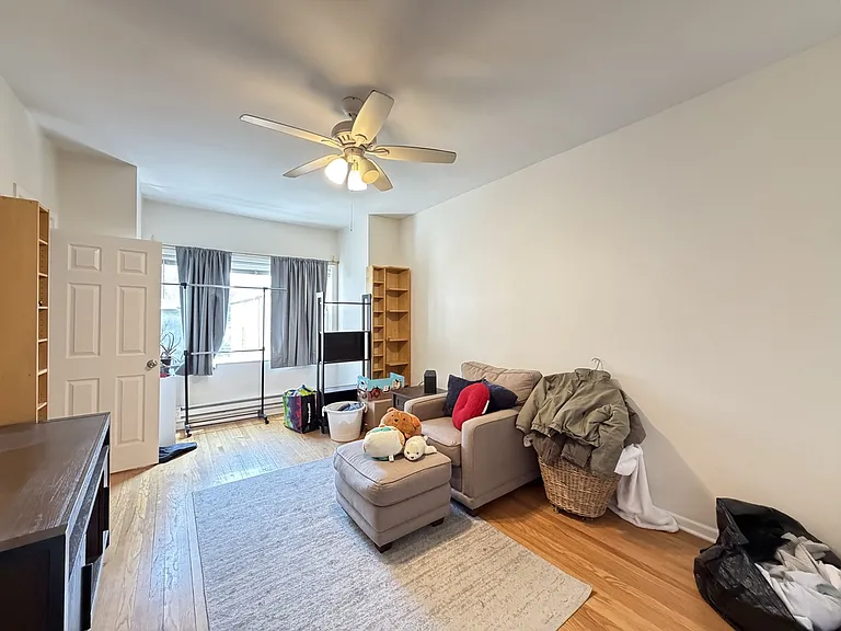 3426 N Lincoln Ave #3 — Photo 8