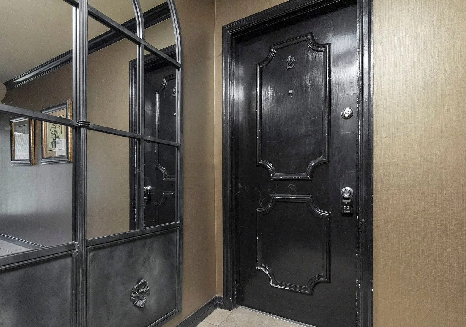 1166 Castlevale Drive — Photo 4