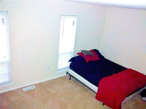 Bedroom1.jpg