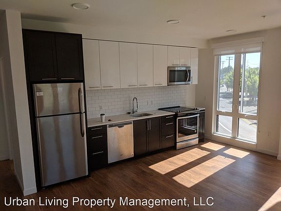 5th image of 7428 N Charleston Ave #309