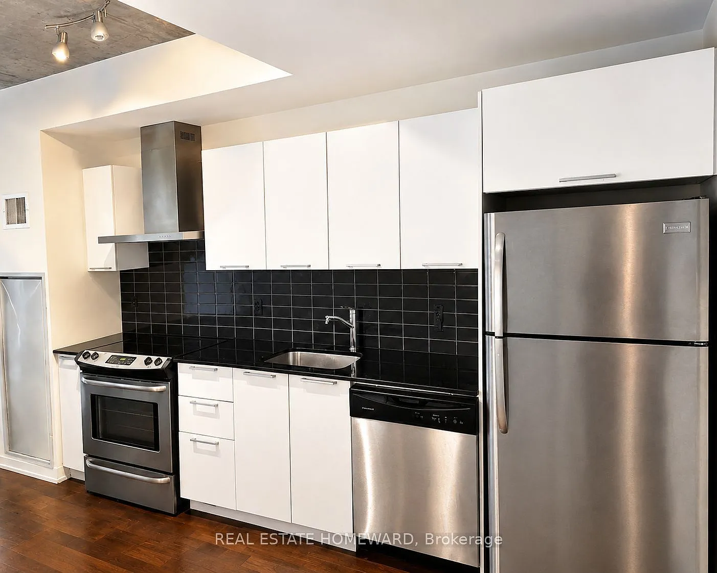 1 bed, $2,200 — Photo 2