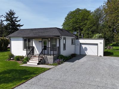 18071 W McCorquedale Road, Mount Vernon, WA, 98273