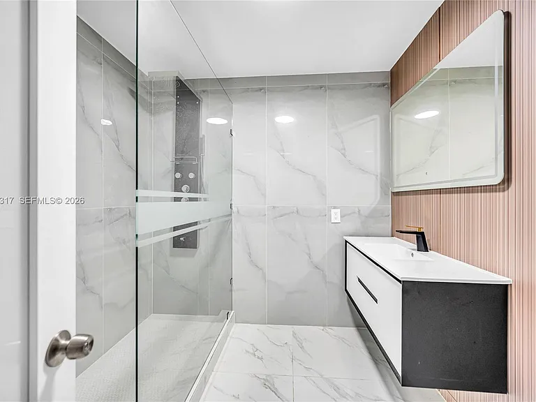 12525 SW 68th Ct — Photo 22