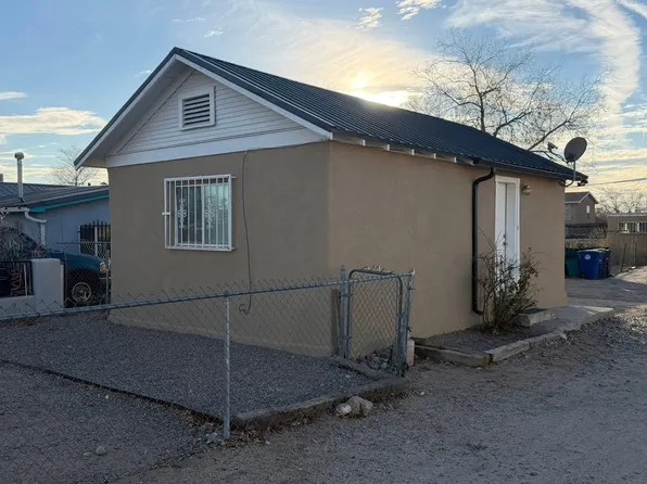 1709 Walter St SE #A, Albuquerque, NM 87102