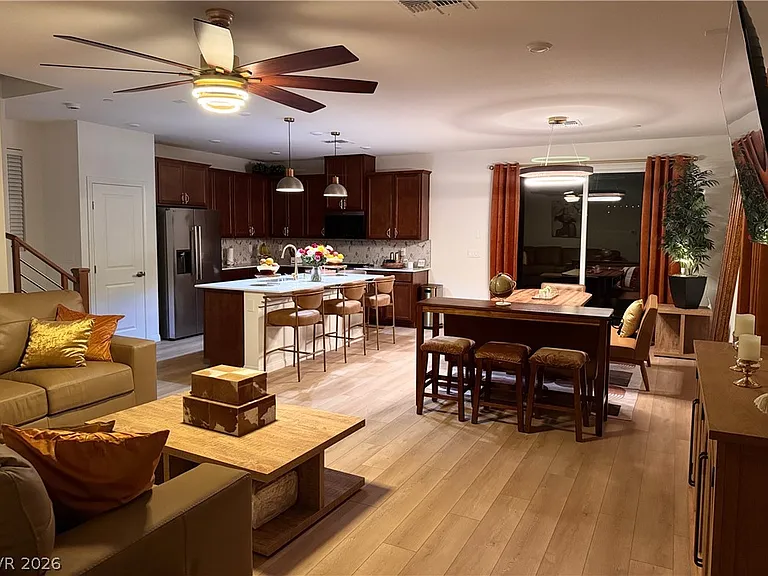 2505 Palazzo Ter — Photo 3