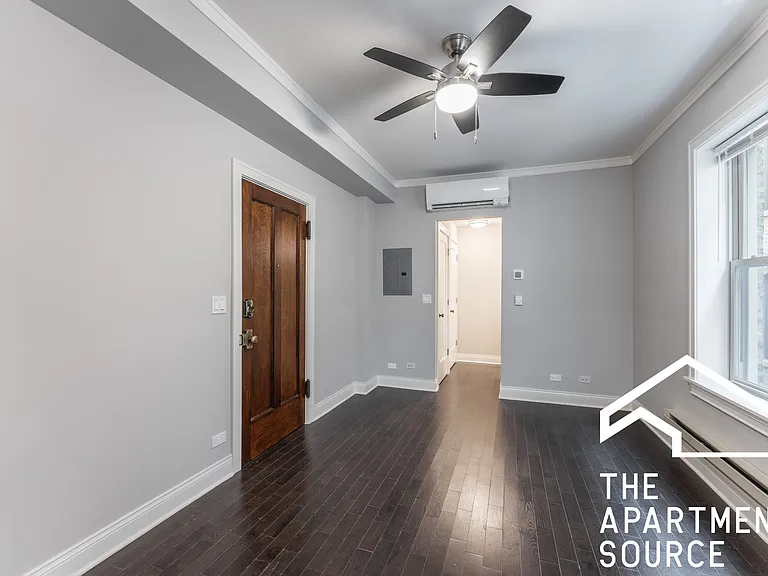 640 W Wrightwood Ave #301 — Photo 3