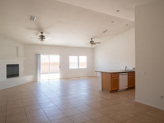 3rd image of 13174 La Mesa Dr