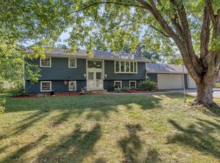 11124 Vera Cruz Ave N, Champlin, MN 55316