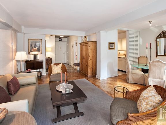 3rd image of 415 E 52nd St APT 10CB