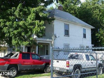 108 S Central Ave, Burlington, IA, 52601