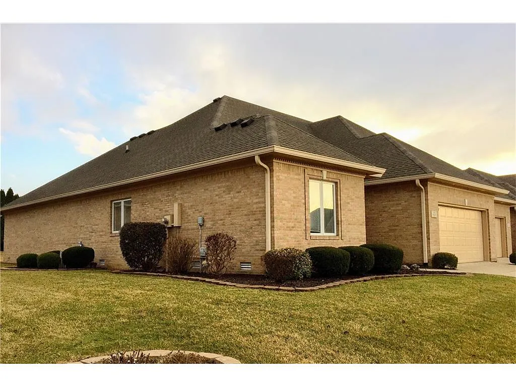 1393 Heron Ridge Blvd photo 1
