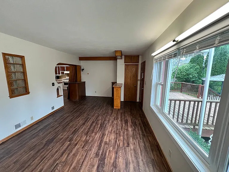 209 2nd St NW #1-2 — Photo 24
