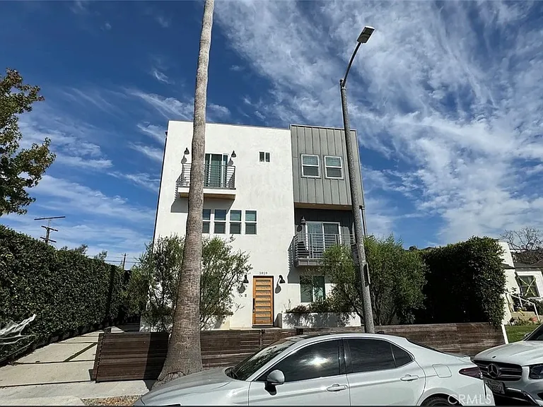 5921 Dauphin St #3 — Photo 5