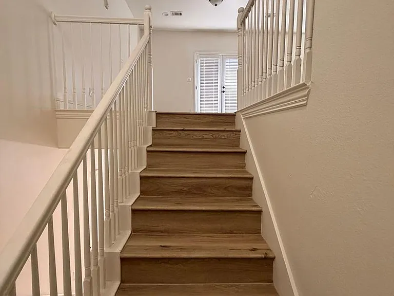 2320 Stutz Dr — Photo 9
