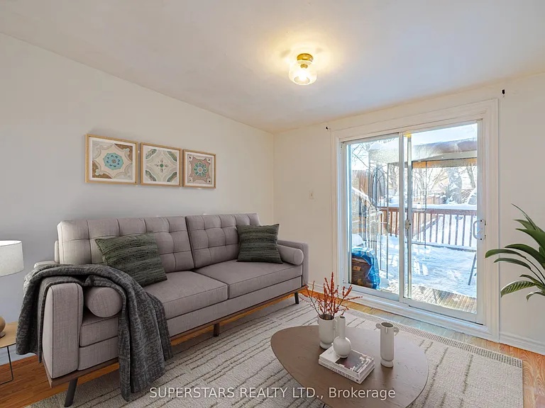165 1/2 Olive Ave — Photo 10