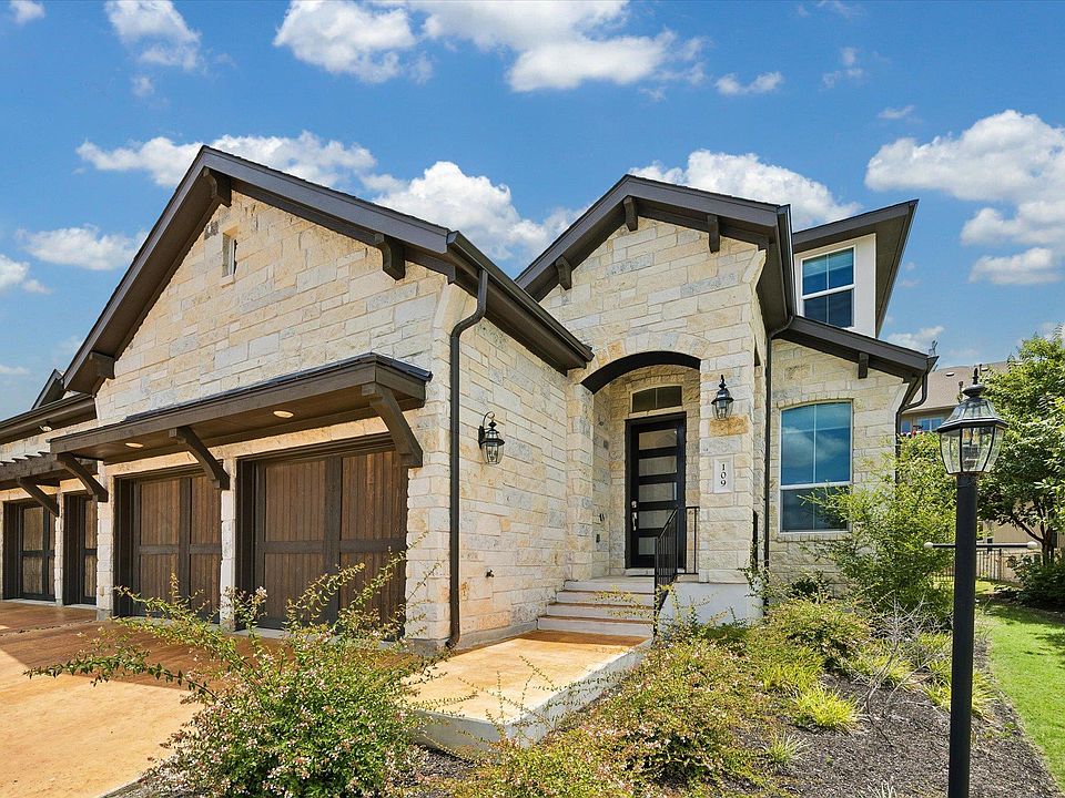 1st image of 109 Beneteau Dr