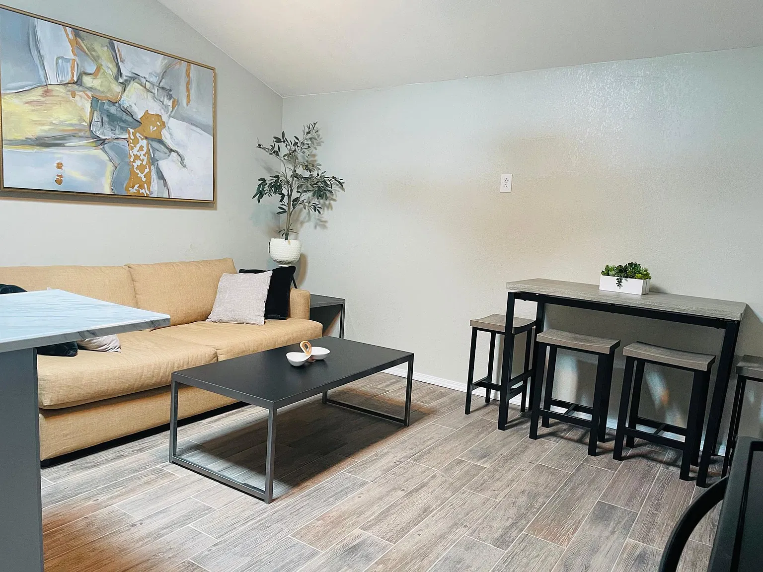 7814 Taxco Dr — Photo 4
